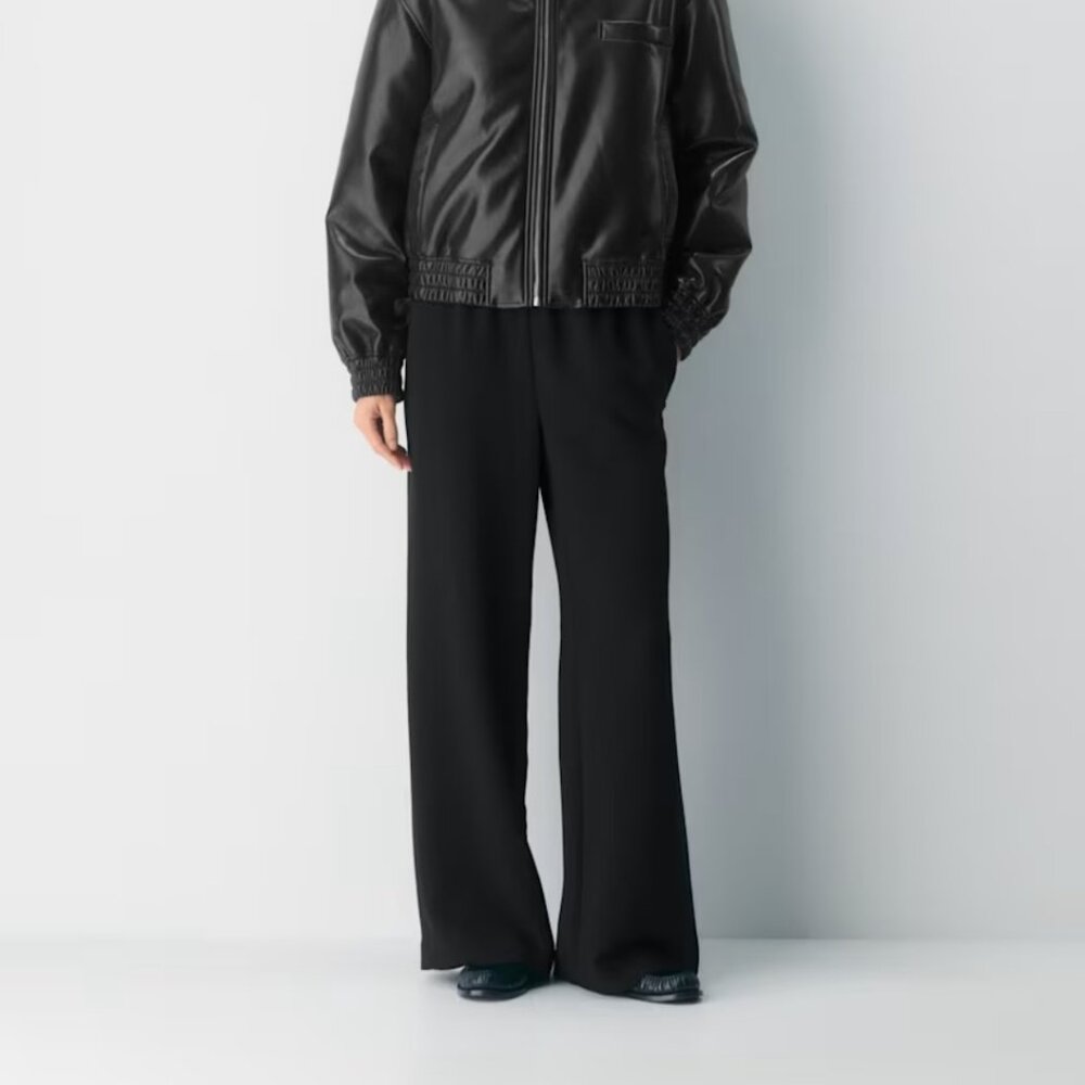 NWT Aritzia WILFRED The Lodge Pant - Crepette Black Med SHORT